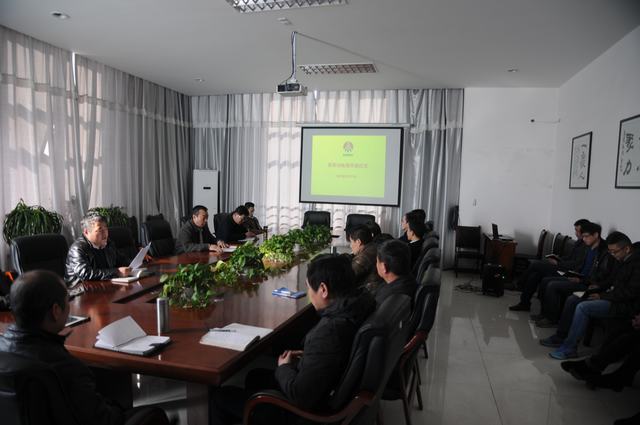 掘進(jìn)公司鐵軍訓(xùn)練營(yíng)正式開營(yíng)