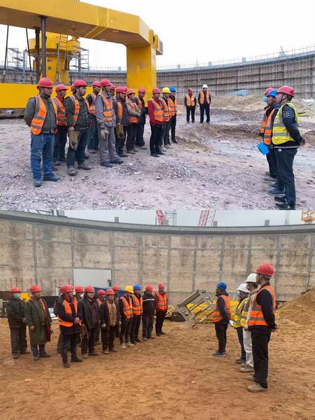 陜煤建設天工公司土建十七部兩臺145t堆取料機超危大吊裝順利完成