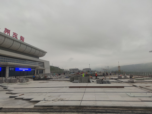 夏日炎炎 依然堅(jiān)守