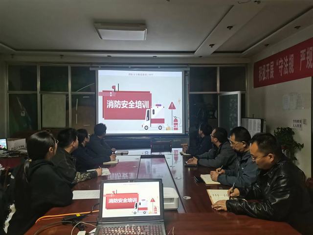 陜煤建設(shè)韓城分公司土建五項(xiàng)目部多元化開展“消防宣傳月”活動(dòng)