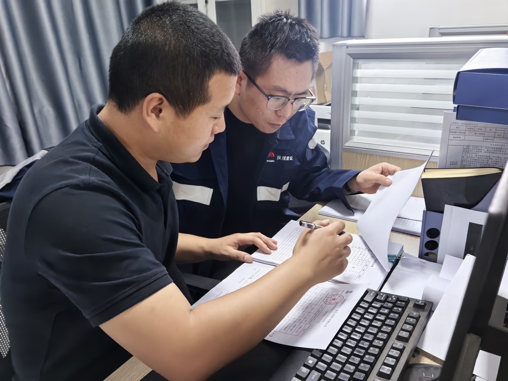 陜煤建設洗選煤運營公司第五項目部：當“師帶徒”遇上“教師節” 感恩薪火永相傳