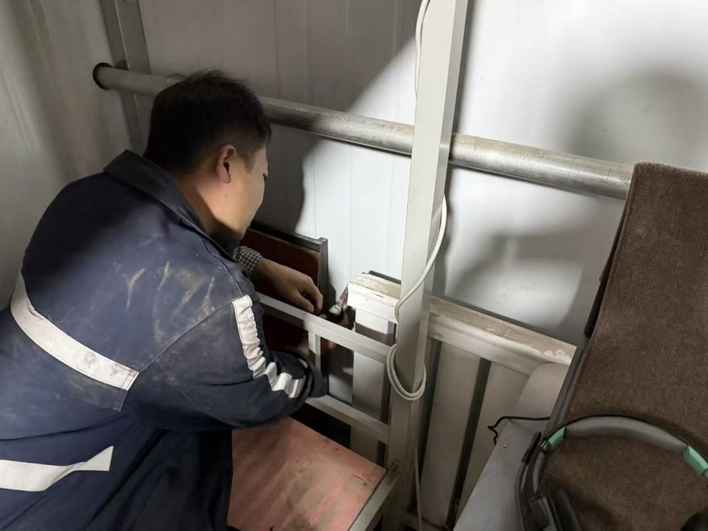 陜煤建設煤礦運營服務分公司：小寒不寒，暖流涌動